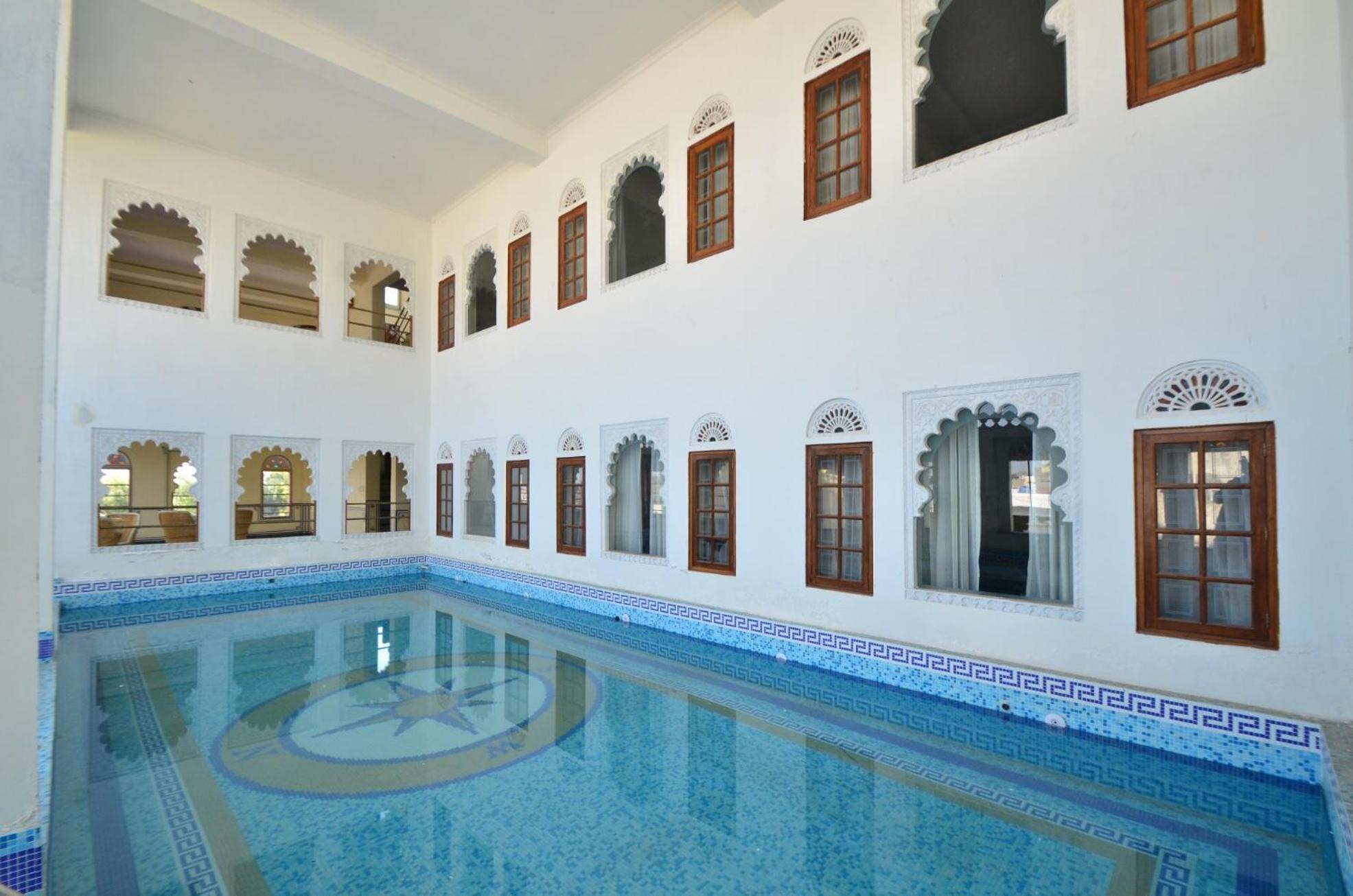 Aaram Mahal by Pachar Group Hotel Udaipur Bagian luar foto