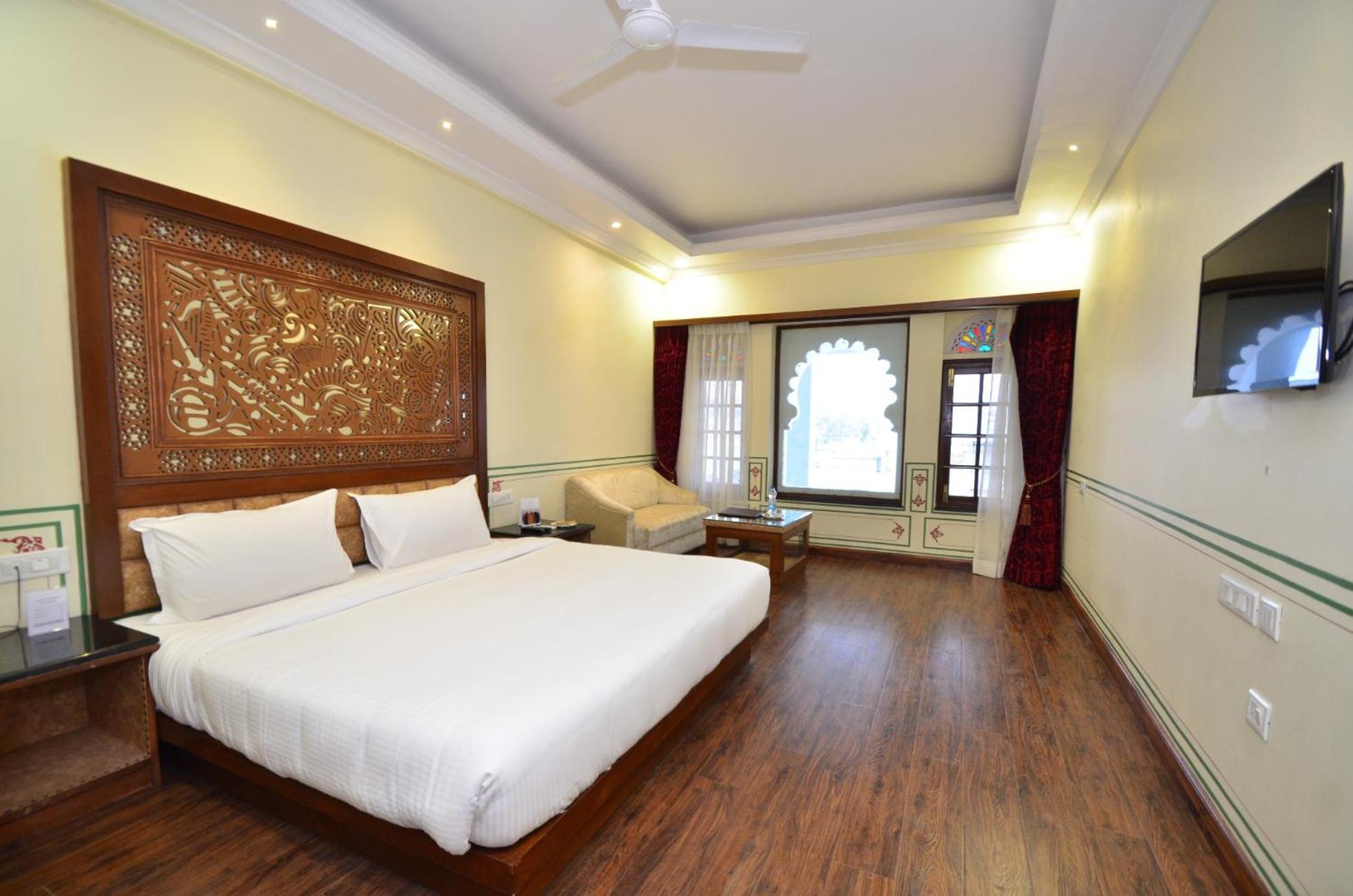Aaram Mahal by Pachar Group Hotel Udaipur Bagian luar foto