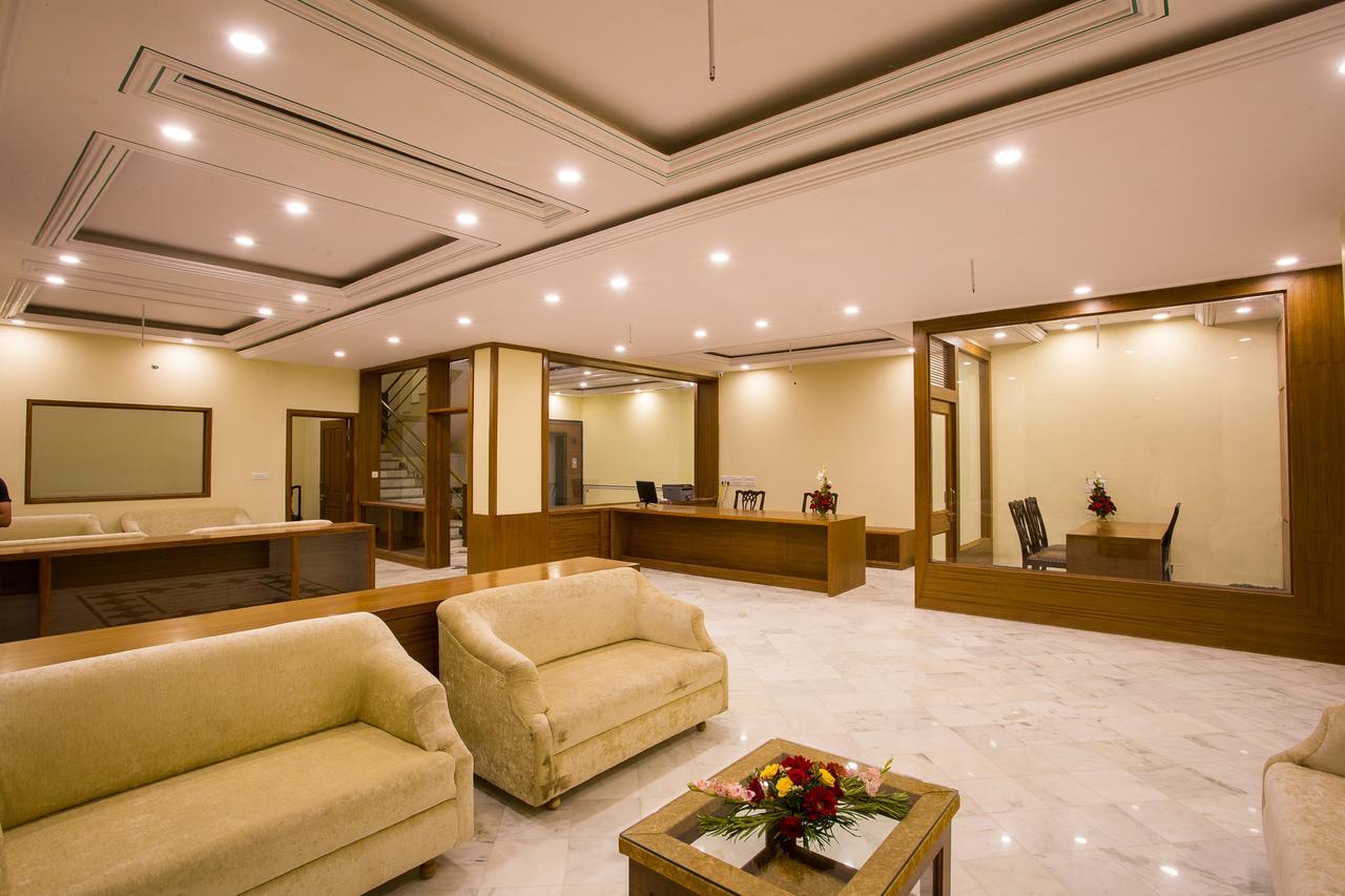 Aaram Mahal by Pachar Group Hotel Udaipur Bagian luar foto