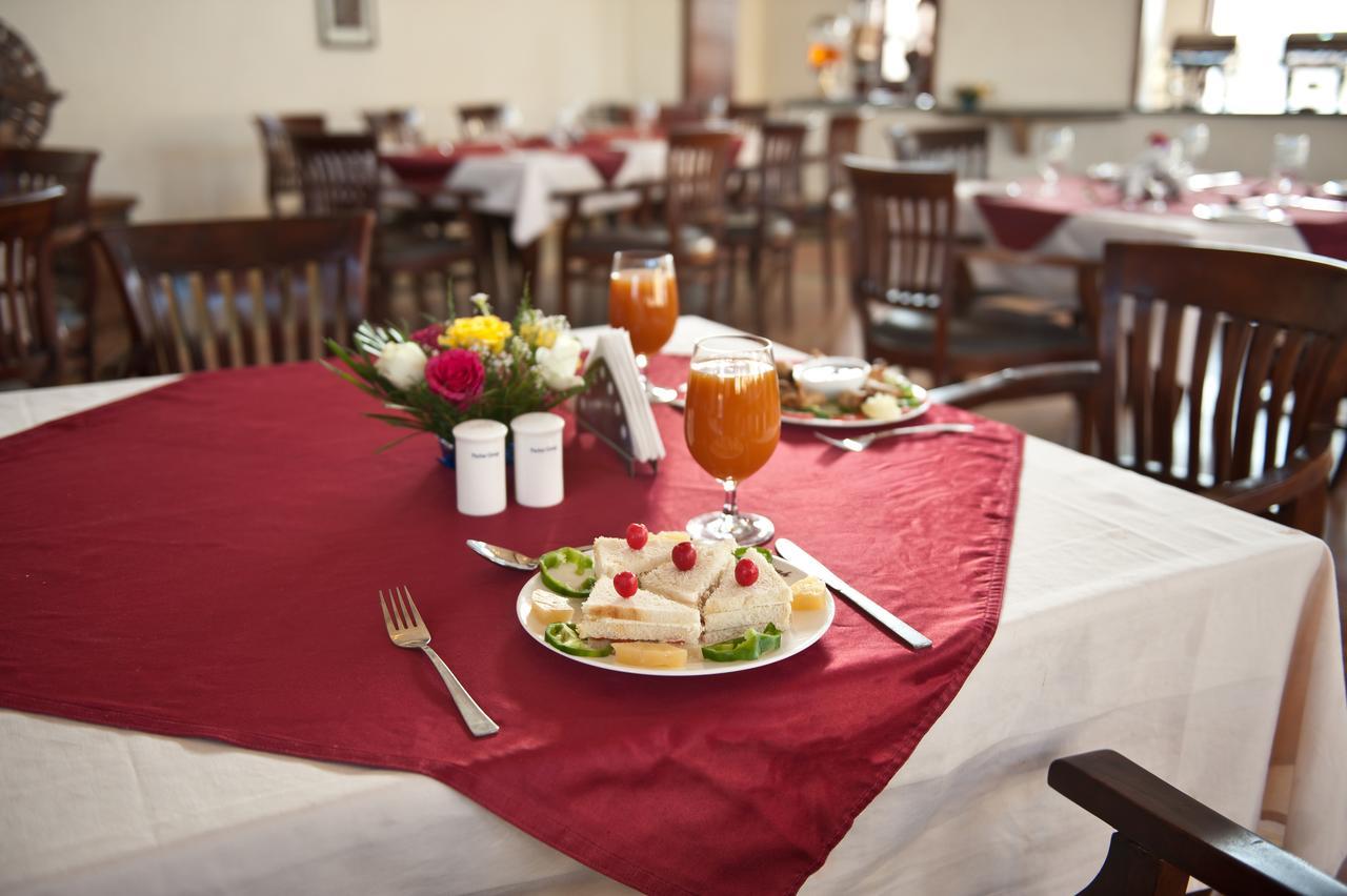 Aaram Mahal by Pachar Group Hotel Udaipur Bagian luar foto