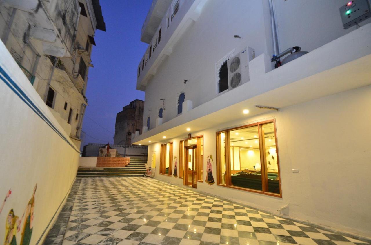 Aaram Mahal by Pachar Group Hotel Udaipur Bagian luar foto