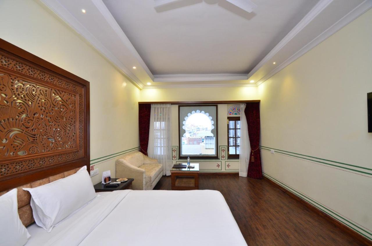 Aaram Mahal by Pachar Group Hotel Udaipur Bagian luar foto