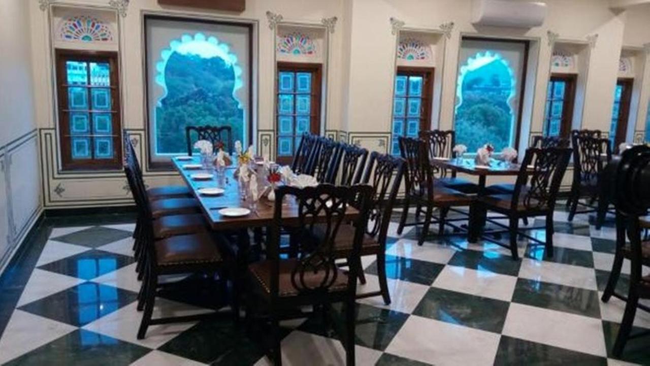 Aaram Mahal by Pachar Group Hotel Udaipur Bagian luar foto